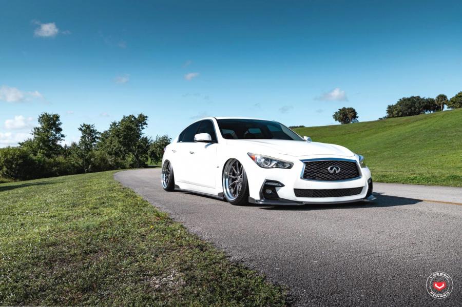  Infiniti Q50 3.0t on Vossen Wheels (M-X2 (3-Piece)) 2019 года  (фото 1 из 18)